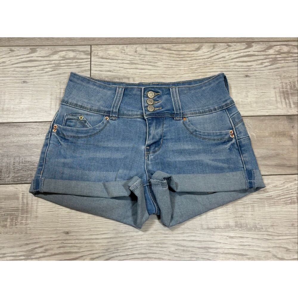 YMI women’s jean shorts size 1